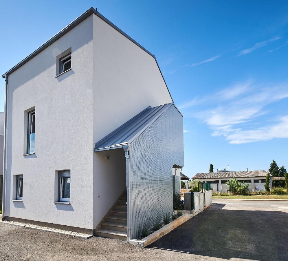 Ferienwohnung Sommer Novigrad  ภายนอก รูปภาพ