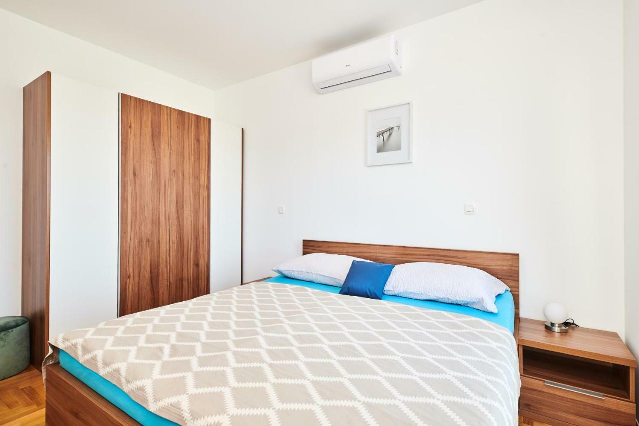 Ferienwohnung Sommer Novigrad  ภายนอก รูปภาพ