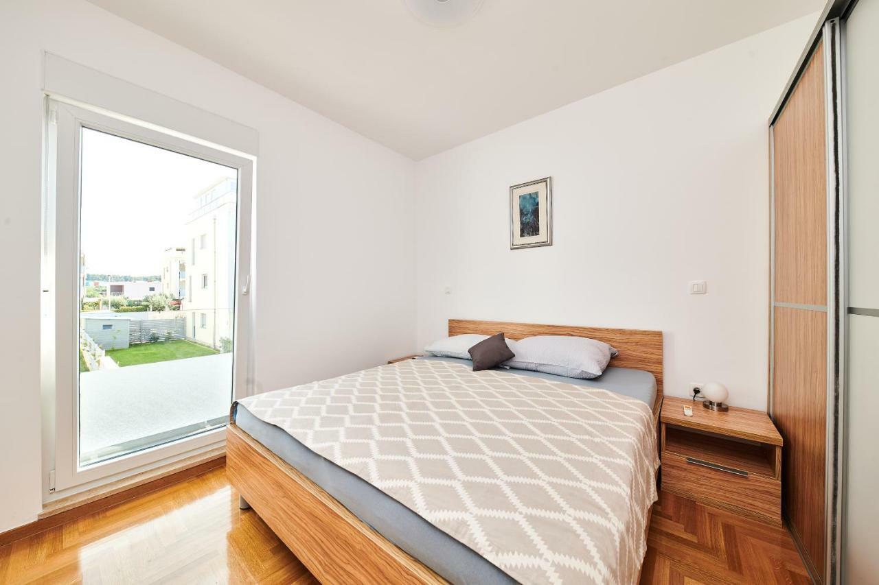 Ferienwohnung Sommer Novigrad  ภายนอก รูปภาพ