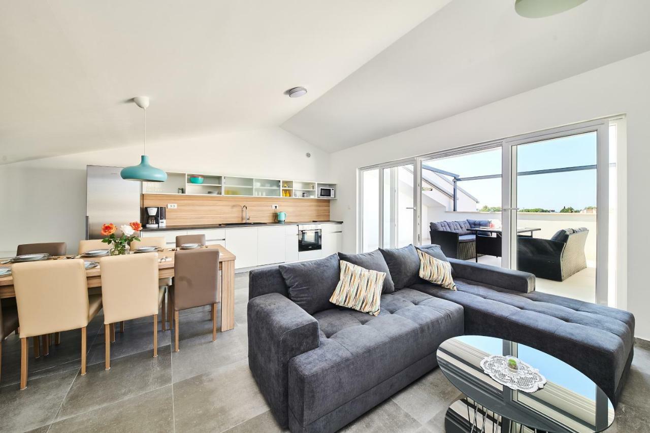 Ferienwohnung Sommer Novigrad  ภายนอก รูปภาพ