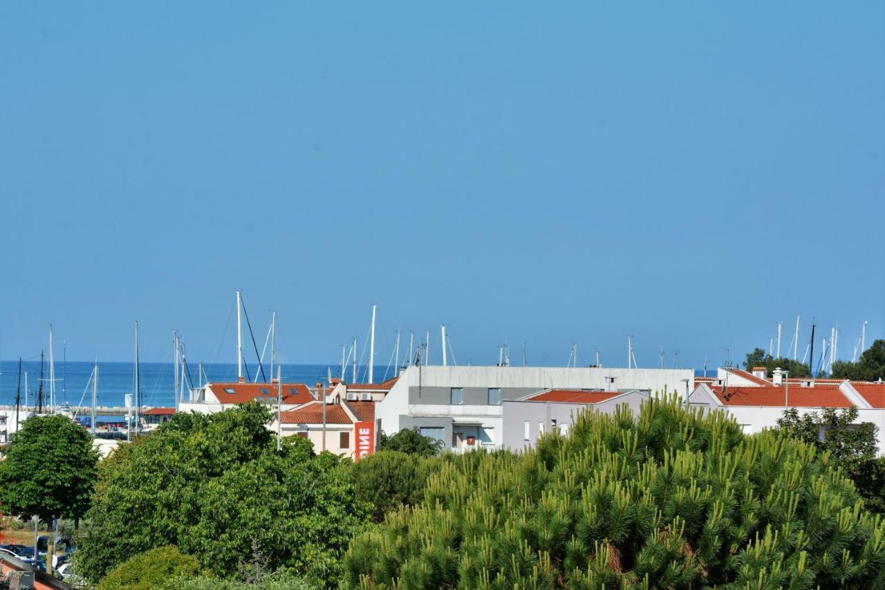 Ferienwohnung Sommer Novigrad  ภายนอก รูปภาพ